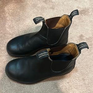 Blundstones